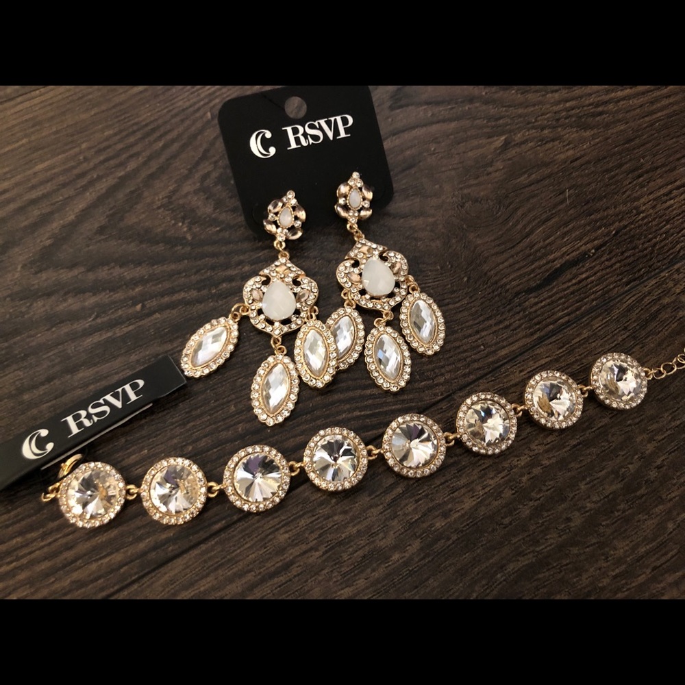 Earring and bracelet set